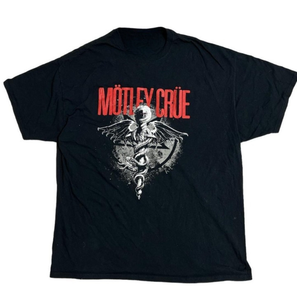 Motley Crue Heavy Metal Glam Rock Band Fan T-Shirt